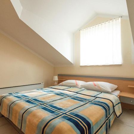 Apartman Nena Turanj Exterior foto