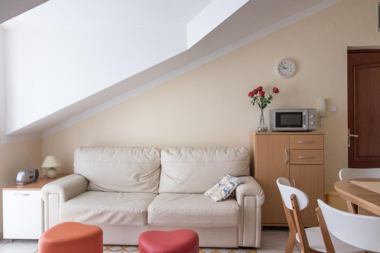 Apartman Nena Turanj Exterior foto