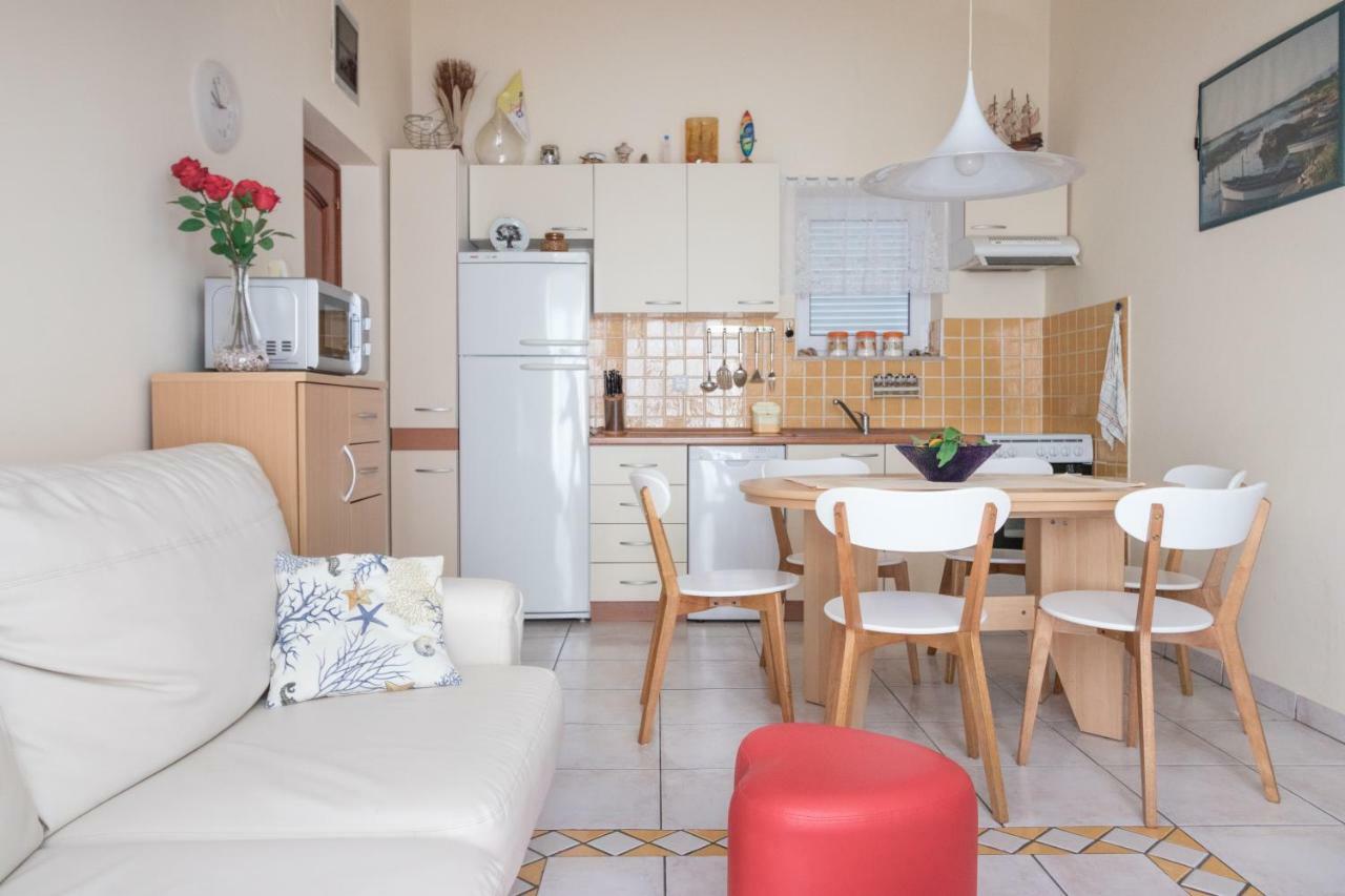 Apartman Nena Turanj Exterior foto