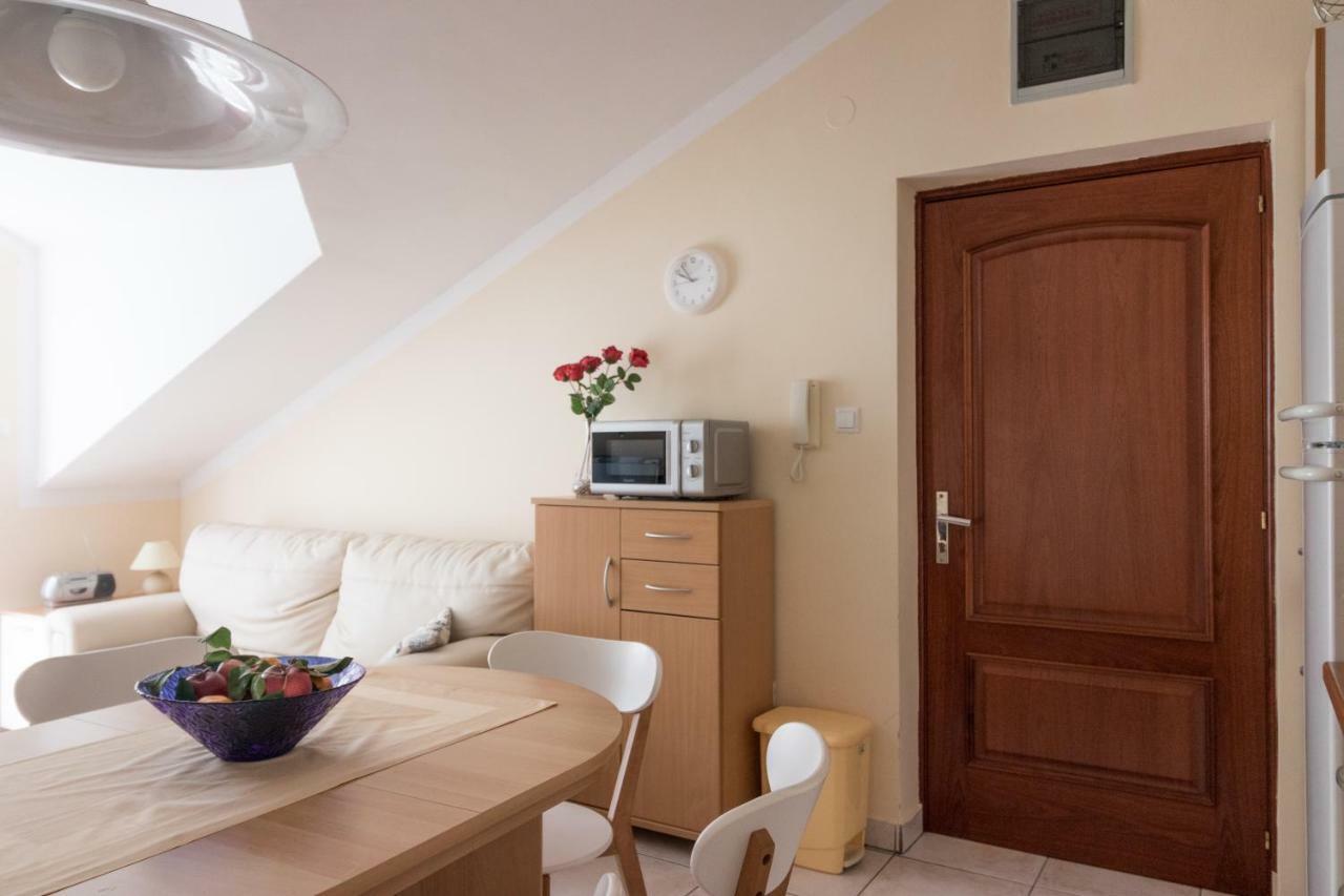 Apartman Nena Turanj Exterior foto